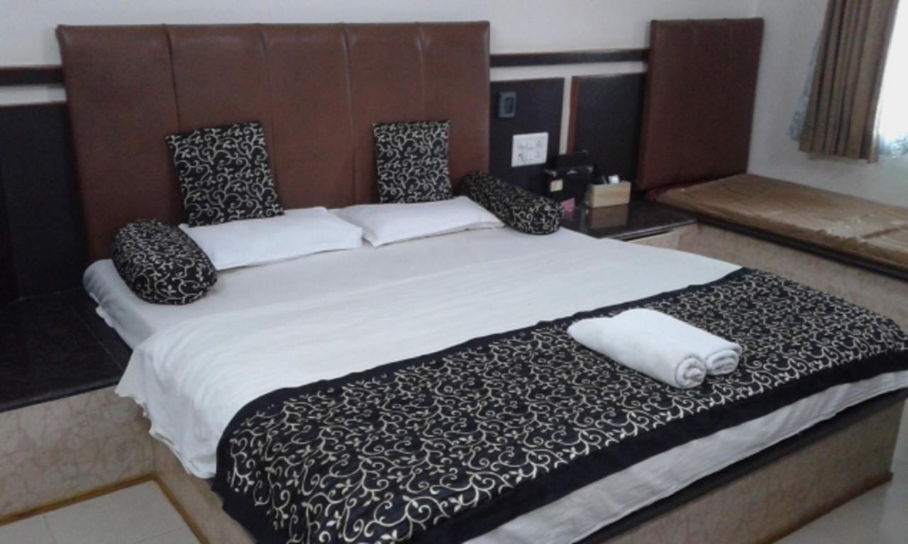 Savshanti Lake Resort Saputara Zewnętrze zdjęcie