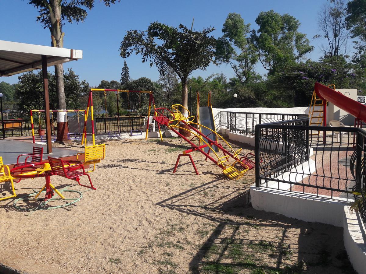 Savshanti Lake Resort Saputara Zewnętrze zdjęcie